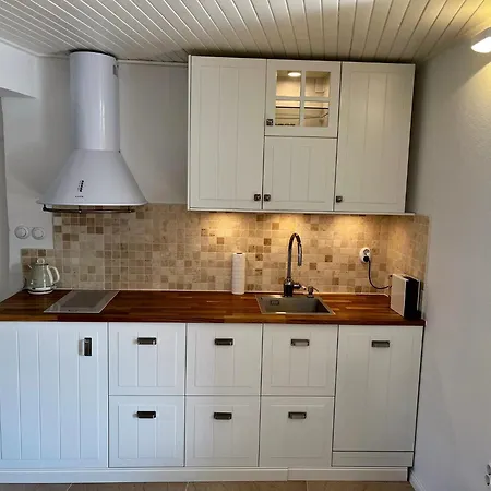 Seafront Porat Appartement Sumartin