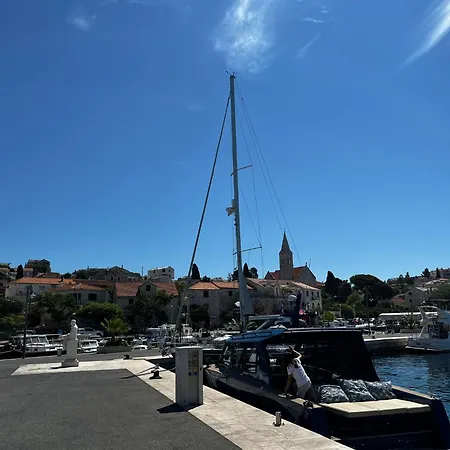 Appartement Seafront Porat Sumartin