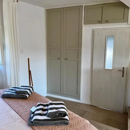 Апартаменты Seafront Porat