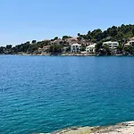 Seafront Porat Apartman