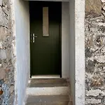 Seafront Porat Apartman